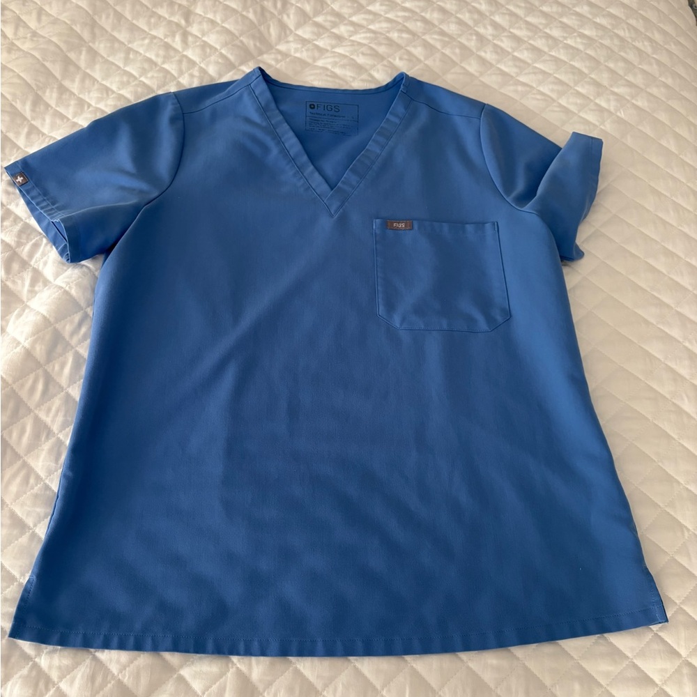 Figs Ceil Blue Catarina Scrub Top